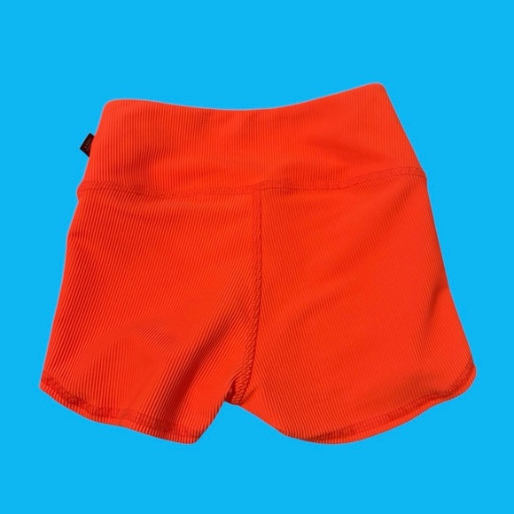 TF Ruth shorties - Picture 2 of 3